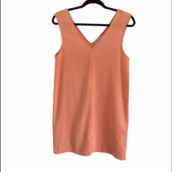 Everly Dresses & Skirts - Everly sheath dress sz medium